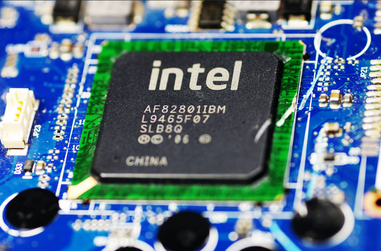 Контрактный производитель Intel пока что стоит на месте